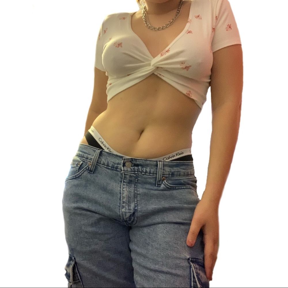 Levis Cargo Oversized Jeans